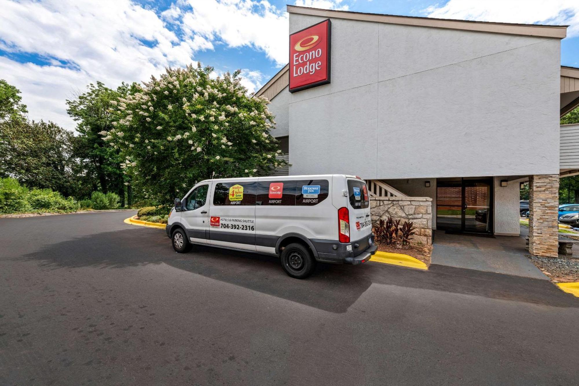 Econo Lodge Charlotte Airport Εξωτερικό φωτογραφία