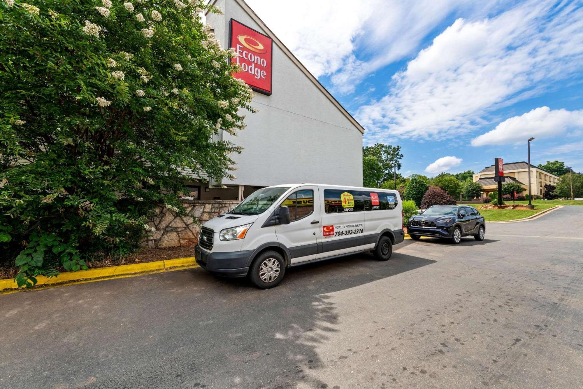 Econo Lodge Charlotte Airport Εξωτερικό φωτογραφία