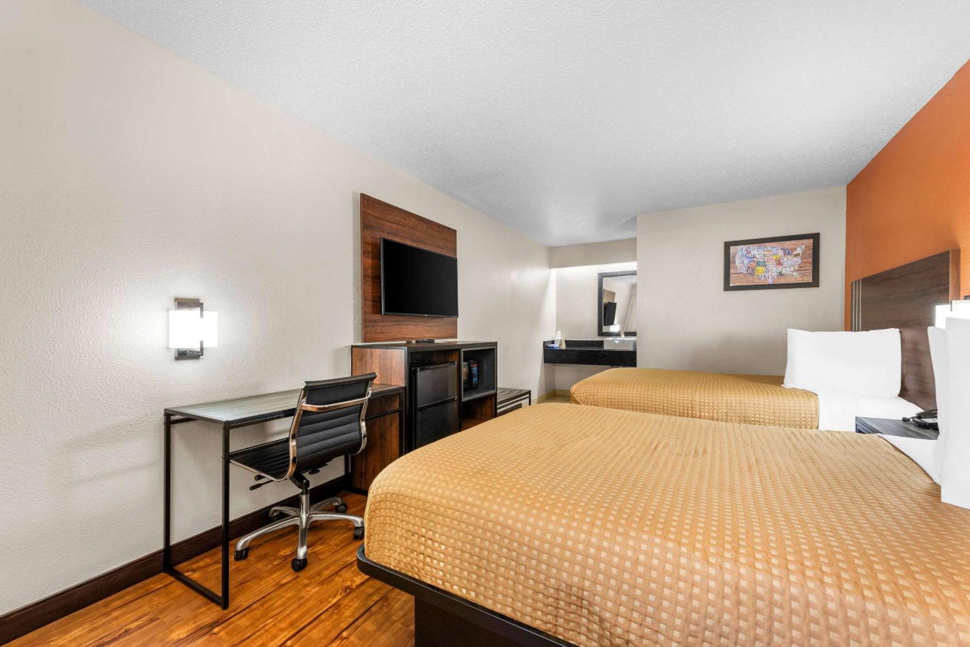 Econo Lodge Charlotte Airport Εξωτερικό φωτογραφία